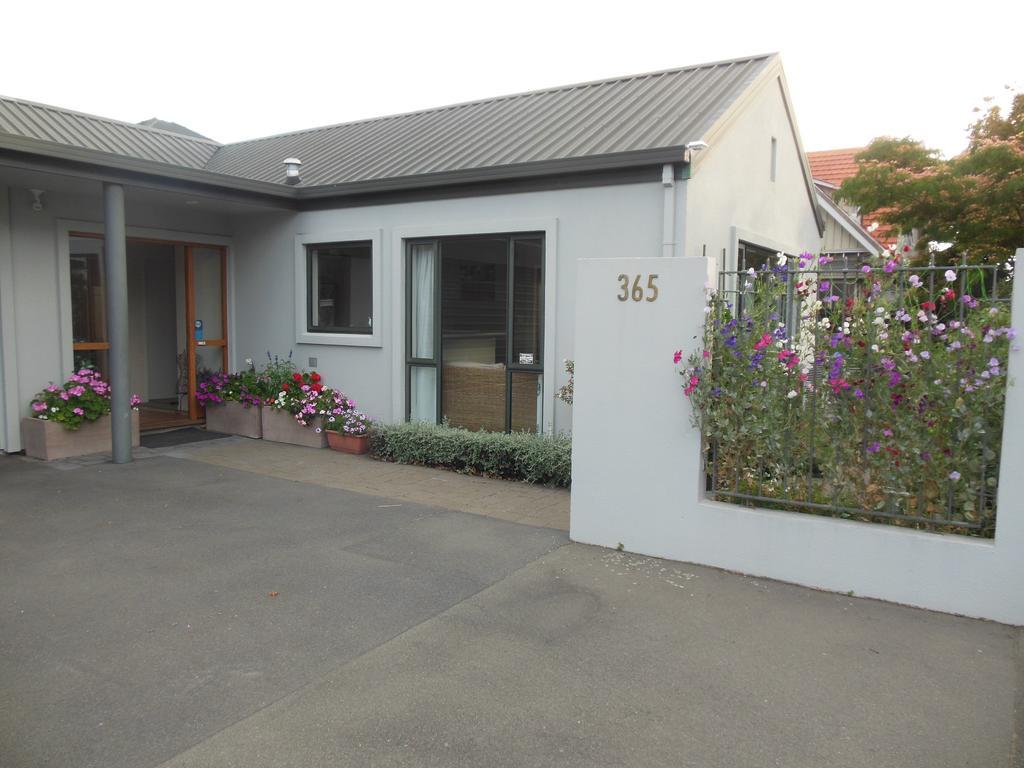 Garden Bed And Breakfast Christchurch Exterior photo